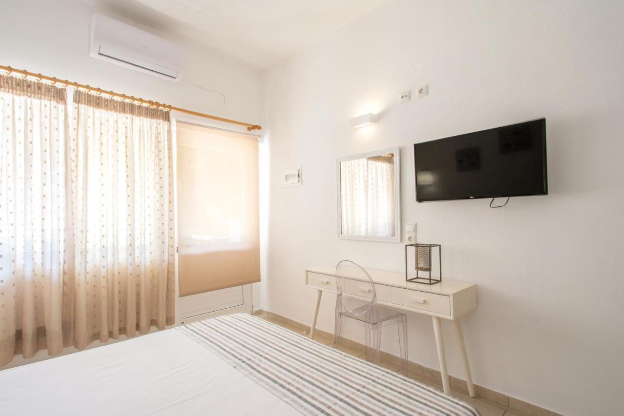Angelos Studios Vromolimnos Phòng bức ảnh